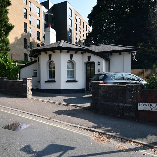 Duryard Lodge, Lower Argyll Road