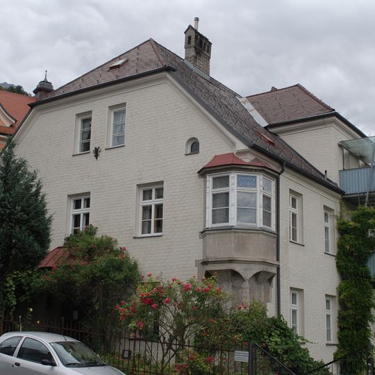 Widum der Neuen Höttinger Pfarrkirche