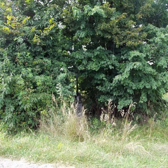 Kříž východně od Budislavi