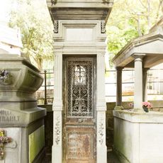 Grave of Revel