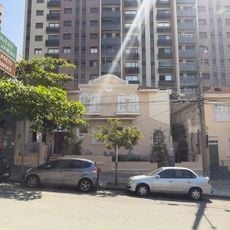 Imóvel à Avenida Olegário Maciel, nº 1358-1368