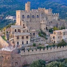 Requesens Castle