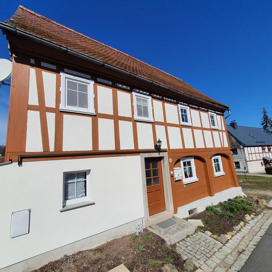 Obere Dorfstraße 20