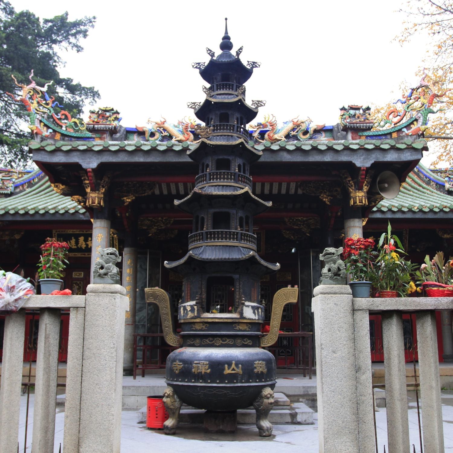 Anhai Longshan Temple - Buddhist temple in Anhai Town, China
