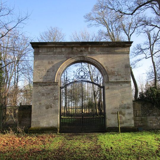 Queen Elizabeth's Gate