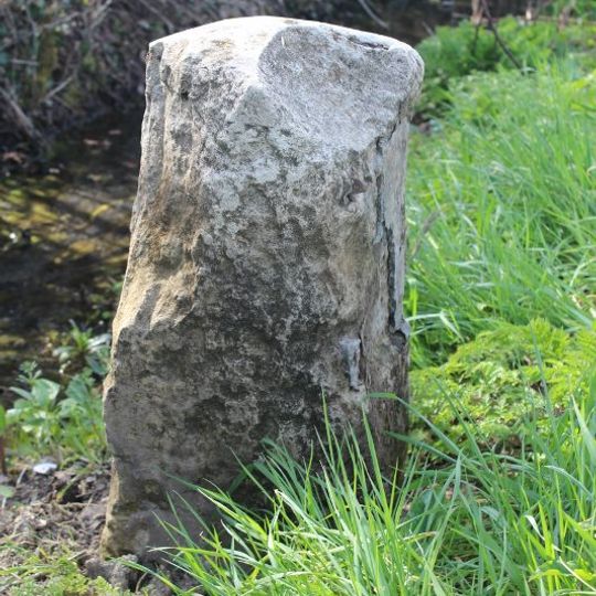 Milestone, by jct to Woodchurch