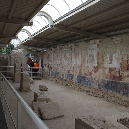 Temple-Cryptoporticus