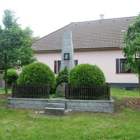 Památník ve Slatině