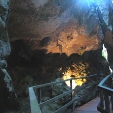 Capricorn Caves