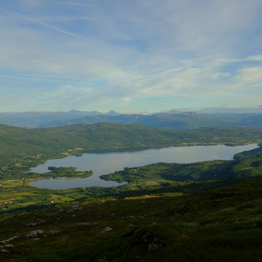 Valnesfjordvatnet