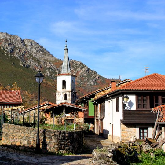 Iglesia de San Andrés de Agües