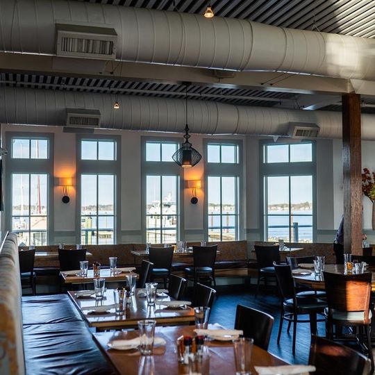 Persimmons Waterfront Restaurant