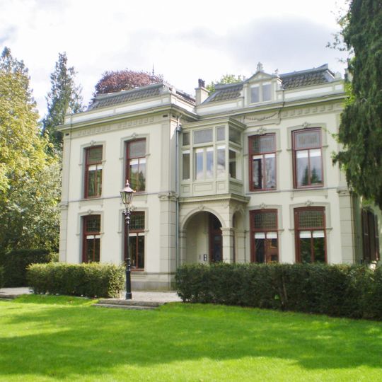 Villa Pera