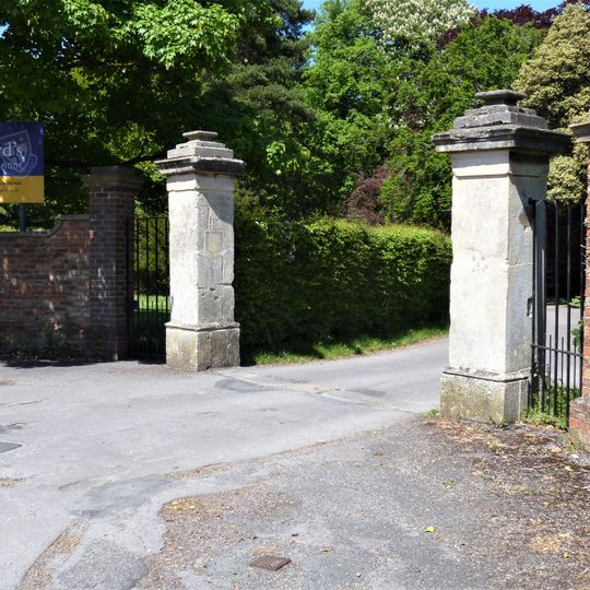 Boundary Walls And Gate Piers To St Edwards Middle School