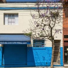 Imóvel à Rua Conceição Veloso, nº 230 / 234