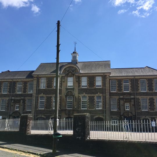 Twyn County Junior School