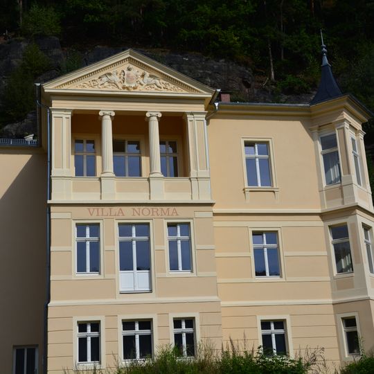 Wohnhaus in offener Bebauung Rudolf-Sendig-Straße 27