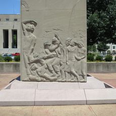 Memorial Plaza