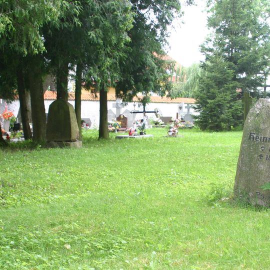 Cmentarz grzebalny w Sątocznie