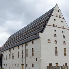 Kornhaus mit Grundmauern des einstigen Kanonenturms Katharinenstraße 44a