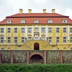 Biedrzychowice palace