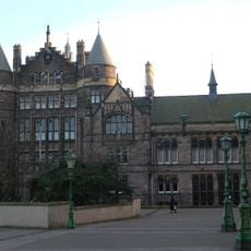 Teviot Row House