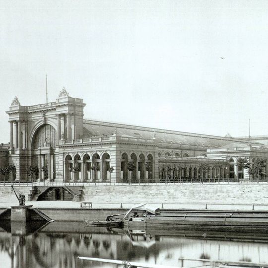 Lehrte Station