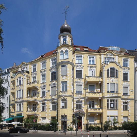 Mietshaus Regensburger Straße 1 Viktoria-Luise-Platz 7