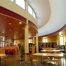 Biblioteca de Santa Margarida i els Monjos