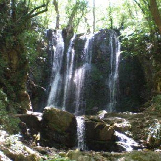 Kolešino Falls