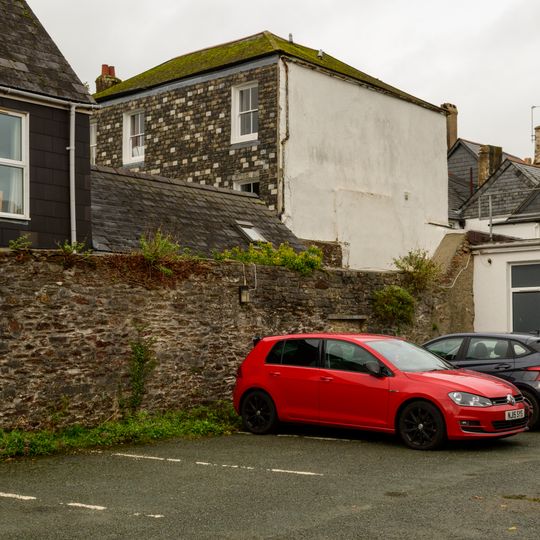 Tower View At Rear Of No 20