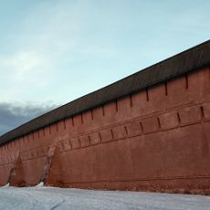 Прясло северной стены между Северо-западной наугольной башней и Прямоугольной башней (Суздаль)