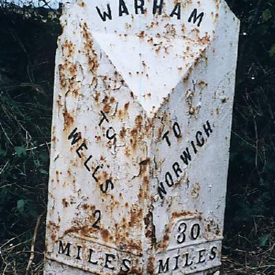 Milepost, 170yds S of Grove Farm