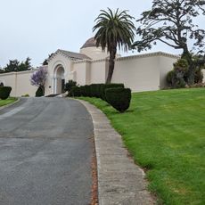 Home of Peace Cemetery and Emanu-El Mausoleum