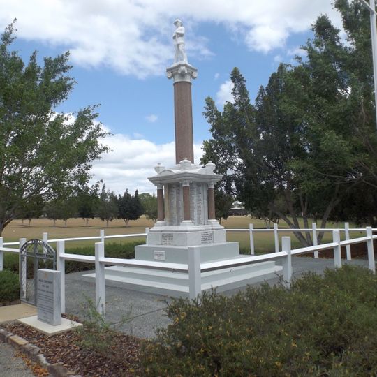 Booval War Memorial