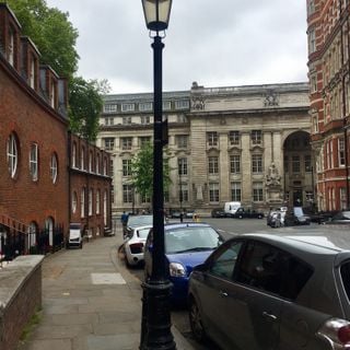 Lamp Standard To South West Of Albert Hall Mansions Numbers 49 To 82