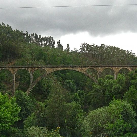 Poço de Santiago Railway Bridge