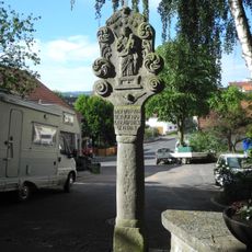 Bildstock am Kriegerdenkmal.