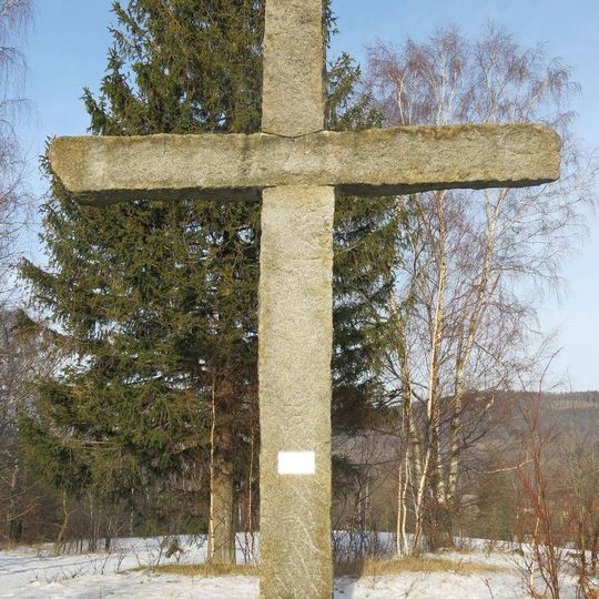 Kříž Milénia jihovýchodně od Bílého Potoka