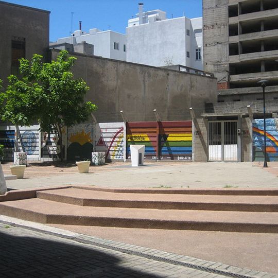 Praça e Monólito da Diversidade Sexual
