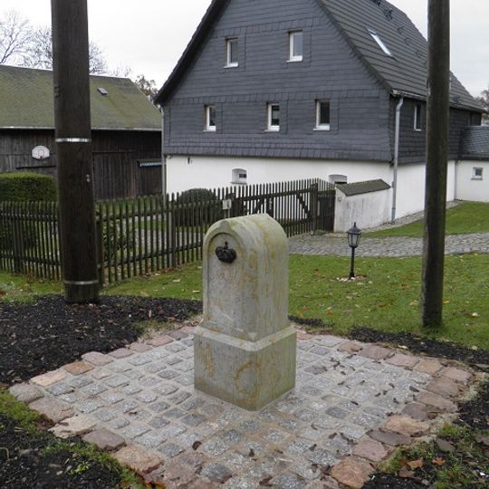 Kgl.-sächs. Postmeilenstein Thierfeld