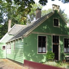 Leeteinde 4, Broek in Waterland