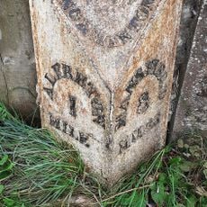 Milepost To North Of Carnfield Hall