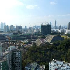 Lo Lung Hang Hill