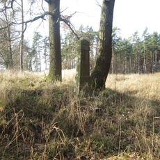 Kříž východně od Němčic