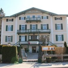 Gästehaus und ehemals Schlosserei Schmotz