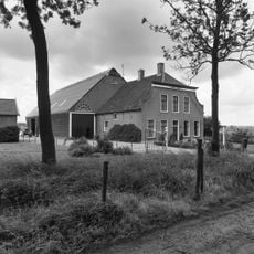 Oud-Cromstrijensedijk Westzijde 120, Klaaswaal