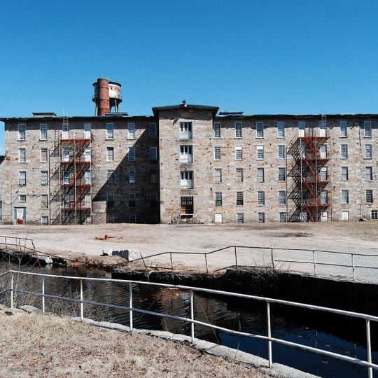 Hope Village Historic District