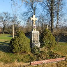 Kříž v severozápadní části Řeženčic