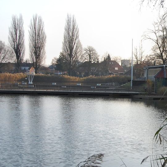 Pompgebouwtje bij zwemvijver "Tuindorp"